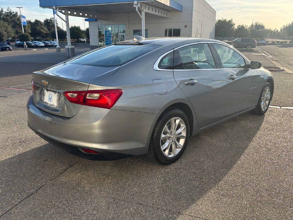 Used 2024 Chevrolet Malibu LT FWD image 5