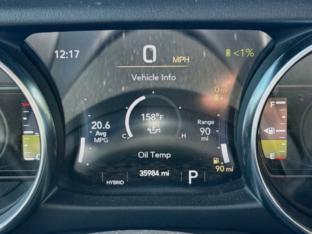 Used 2023 Jeep Wrangler Unlimited Sahara w/ Cold Weather Group AWD/4WD image 13