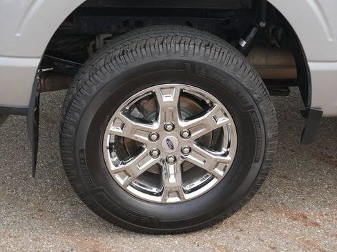 Used 2022 Ford F150 XLT w/ Equipment Group 302A High AWD/4WD image 13
