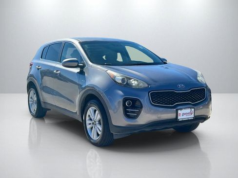 Used 2019 Kia Sportage LX image 3