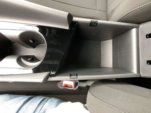 New 2025 Hyundai Elantra SEL image 23