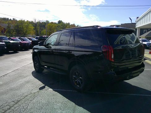 New 2025 Ford Expedition Tremor image 15