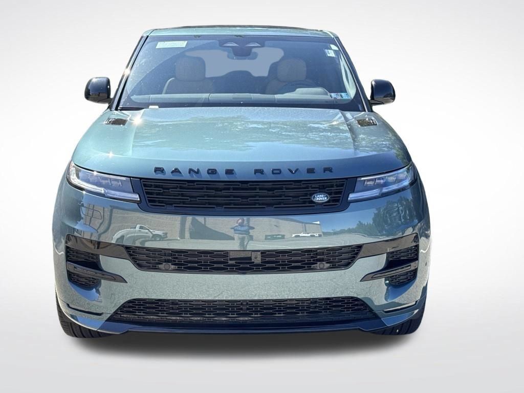 New 2026 Land Rover Range Rover Sport Dynamic SE AWD/4WD image 2