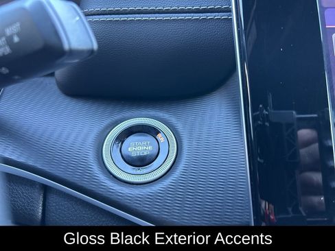 Certified 2024 Jeep Grand Cherokee L Laredo image 28