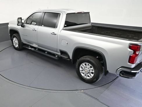 Used 2021 Chevrolet Silverado 2500 LTZ AWD/4WD image 15