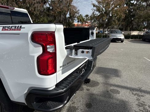 Used 2025 Chevrolet Silverado 1500 LT Trail Boss w/ Convenience Package II image 35