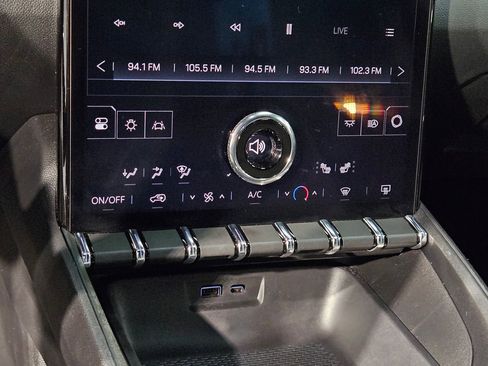 Used 2025 GMC Terrain Elevation image 31