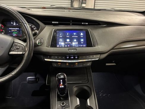 Certified 2023 Cadillac XT4 Sport FWD image 18