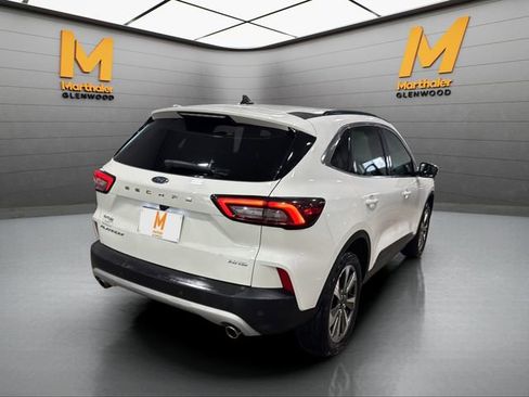 Used 2024 Ford Escape Platinum image 8