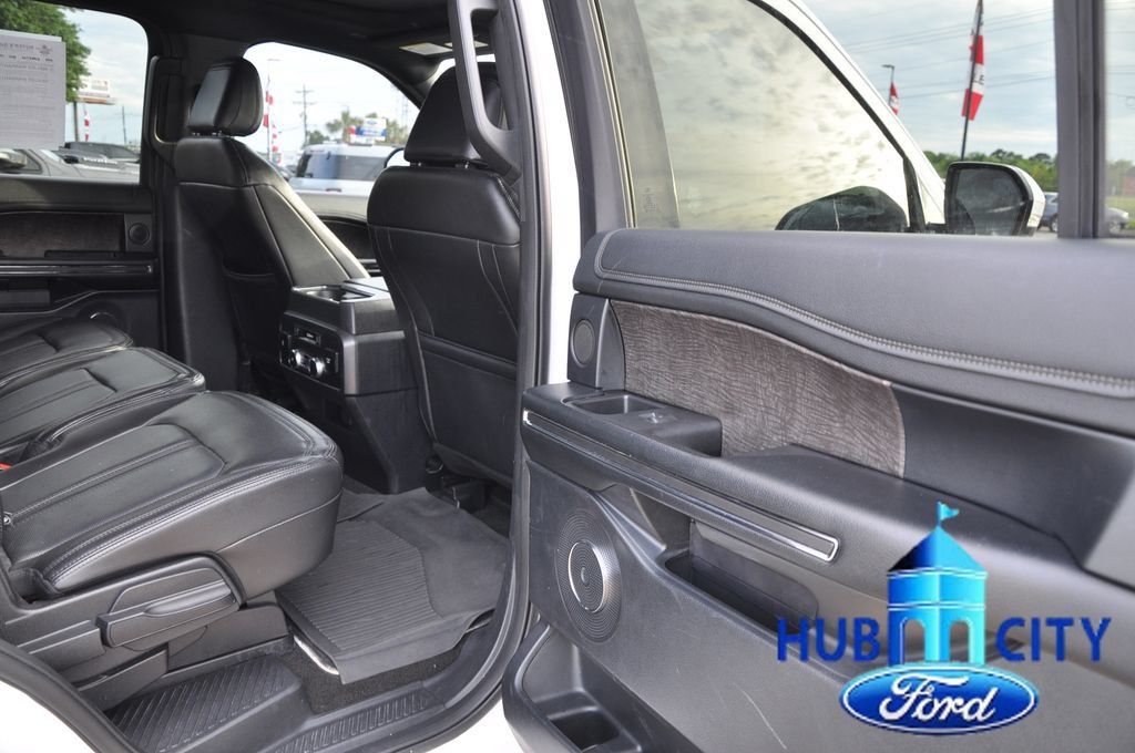 Used 2021 Ford Expedition Limited RWD image 15