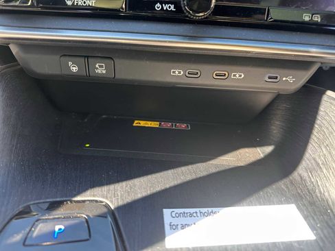 Used 2023 Lexus RZ 450e Premium image 16