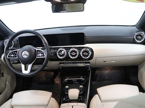 Used 2019 Mercedes-Benz A 220 220 image 17