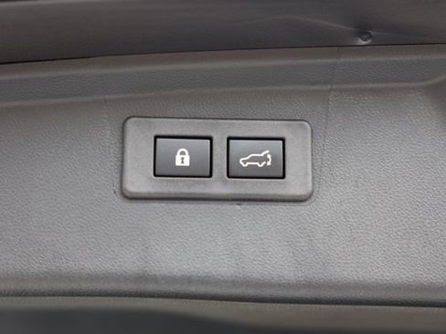 Certified 2025 Subaru Outback Premium AWD/4WD image 11