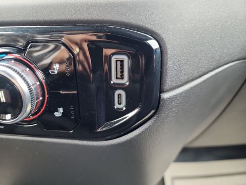 Certified 2024 GMC Sierra 1500 Elevation w/ X31 Off-Road Package image 16