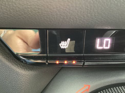 Certified 2024 Chevrolet Blazer LT image 6