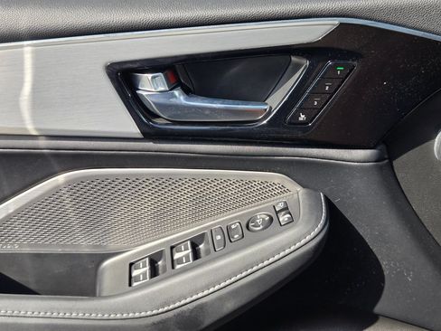 Certified 2023 Acura MDX FWD w/ Technology Package image 11