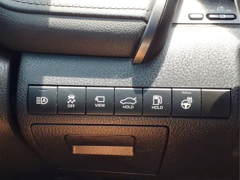 Used 2022 Toyota Camry XLE w/ Navigation Upgrade Package FWD image 25