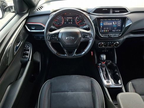 Certified 2022 Chevrolet TrailBlazer RS w/ Technology Package image 13