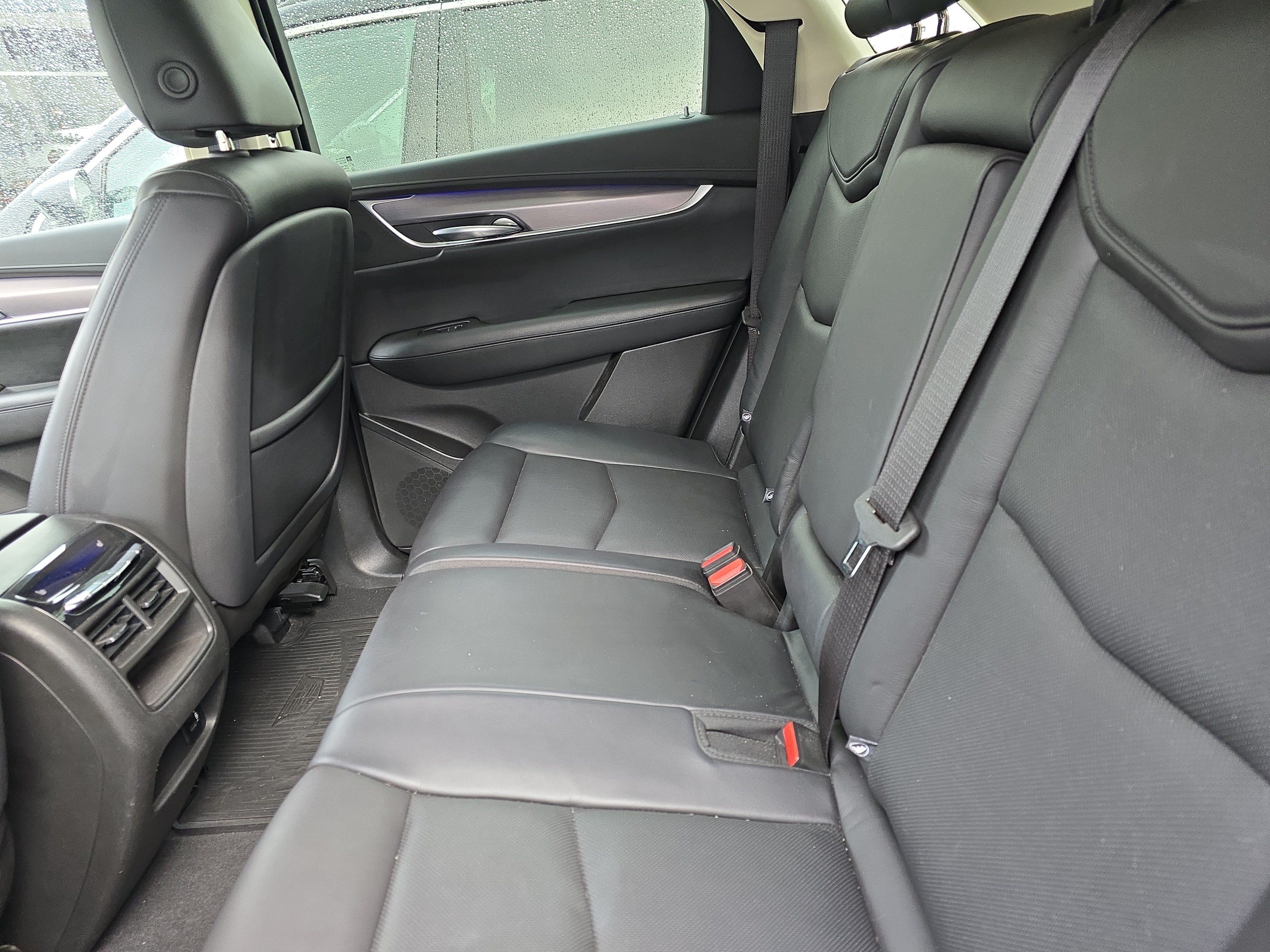Used 2018 Cadillac XT5 Premium Luxury w/ Driver Assist Package AWD/4WD image 12