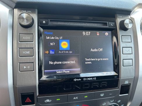 Used 2019 Toyota Tundra SR5 AWD/4WD image 18