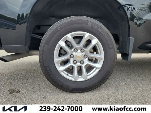 Used 2025 Chevrolet Silverado 1500 LT w/ Protection Package AWD/4WD image 6