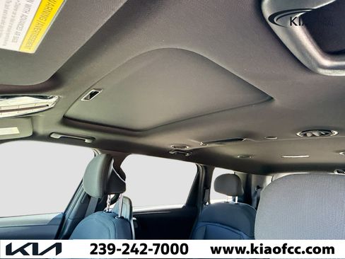 New 2027 Kia Telluride S image 28