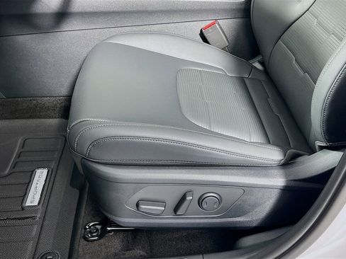 New 2026 Kia Sportage SX Prestige AWD/4WD image 18