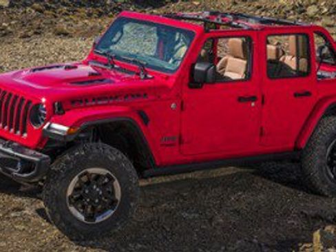 Used 2019 Jeep Wrangler Unlimited Sahara w/ Quick Order Package 24M Moab AWD/4WD image 1