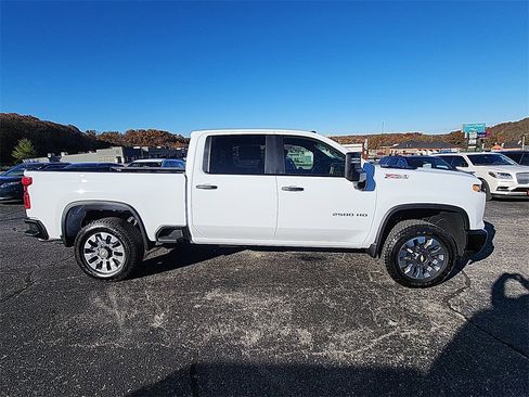 New 2026 Chevrolet Silverado 2500 Custom w/ Custom Convenience Package image 10