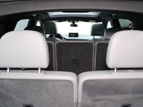 Used 2018 Audi Q7 3.0T Premium Plus w/ Premium Plus Package image 27