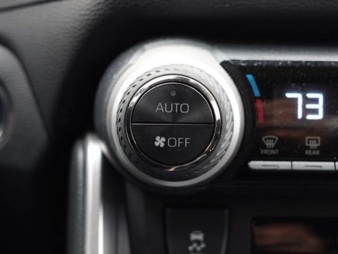 Certified 2025 Toyota RAV4 SE image 29