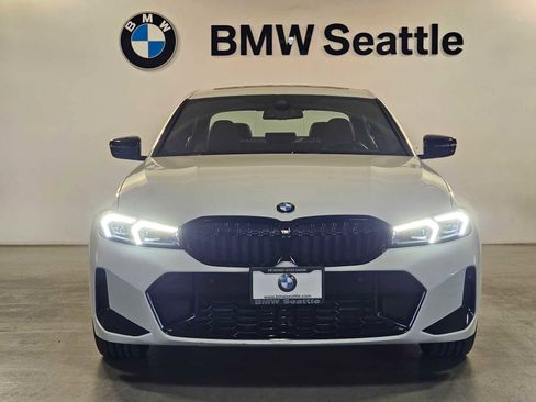 Used 2025 BMW 330i xDrive Sedan w/ M Sport Package AWD/4WD image 6