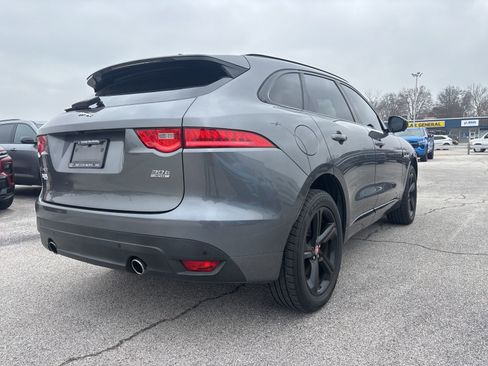 Used 2019 Jaguar F-PACE R-Sport image 5