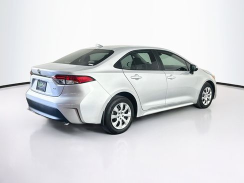 Used 2026 Toyota Corolla LE FWD image 9