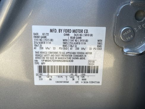 Used 2022 Ford Explorer XLT image 10