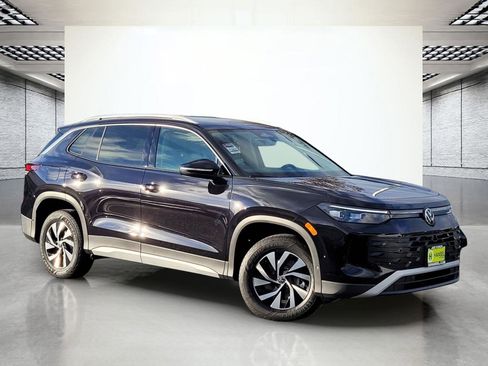 New 2026 Volkswagen Tiguan S image 2