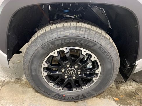 New 2025 Toyota Tundra SR5 w/ TRD Off-Road Premium Package AWD/4WD image 7