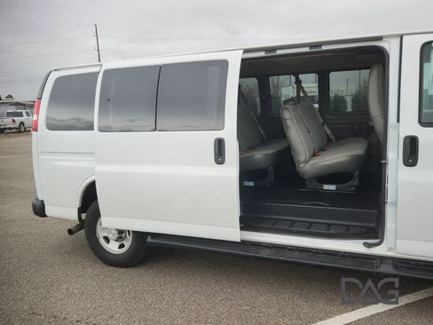 Used 2023 Chevrolet Express 3500 LS image 16