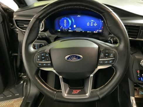 Used 2020 Ford Explorer ST w/ ST Street Pack AWD/4WD image 24