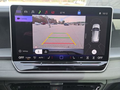 New 2026 Volkswagen Tiguan SE FWD image 23