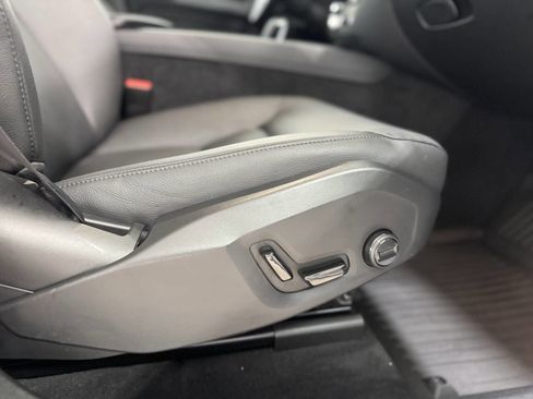 Used 2024 Volvo XC60 B5 Core image 15