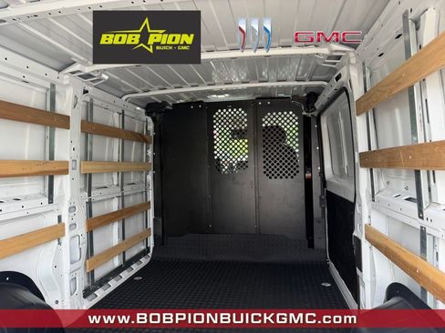 Used 2025 RAM ProMaster 2500 w/ U-Haul Equipment Group FWD image 4