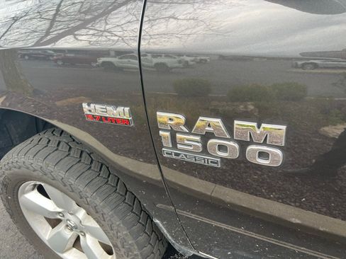 Used 2020 RAM 1500 Tradesman w/ Tradesman SXT Package image 16