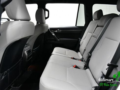 Used 2023 Lexus GX 460 w/ Black Line Special Edition AWD/4WD image 48
