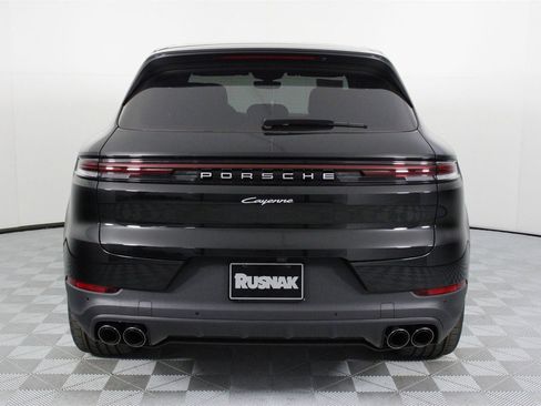 New 2026 Porsche Cayenne E-Hybrid image 6