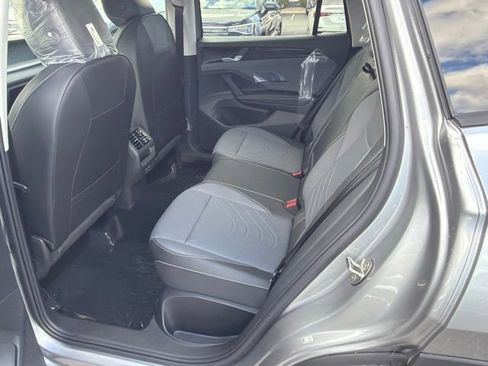 New 2026 Volkswagen Tiguan SE AWD/4WD image 6