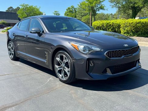 Used 2020 Kia Stinger GT-Line w/ Sun & Sound Package image 9