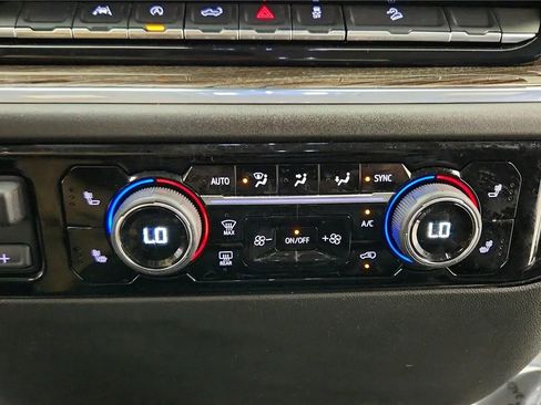 Used 2023 Chevrolet Silverado 1500 LT w/ Z71 Off-Road Package image 25