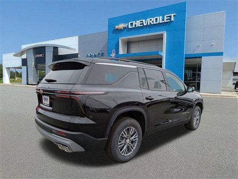 New 2026 Chevrolet Traverse LT w/ Driver Confidence Package image 6