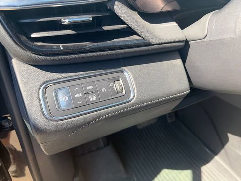 Used 2025 Buick Enclave Preferred w/ Power Package AWD/4WD image 20